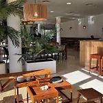 Ibis Styles