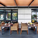 Ibis Styles آكورونيا