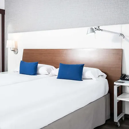 Ibis Styles 4*