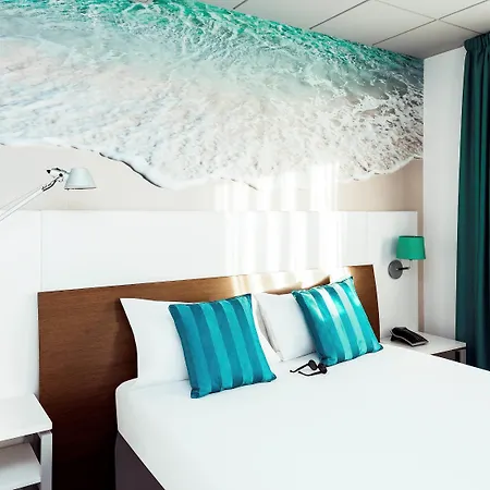 호텔 Ibis Styles 4*
