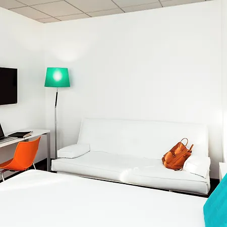 Ibis Styles 4*