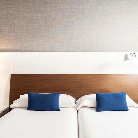 호텔 Ibis Styles 4*