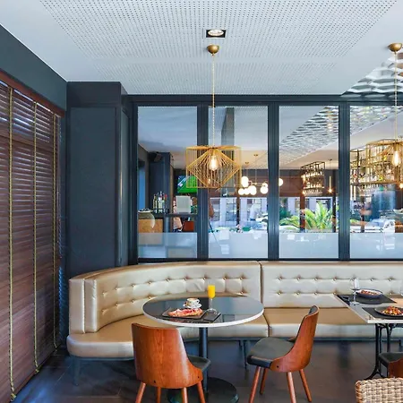Ibis Styles Отель