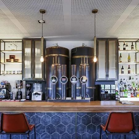 Ibis Styles 4*