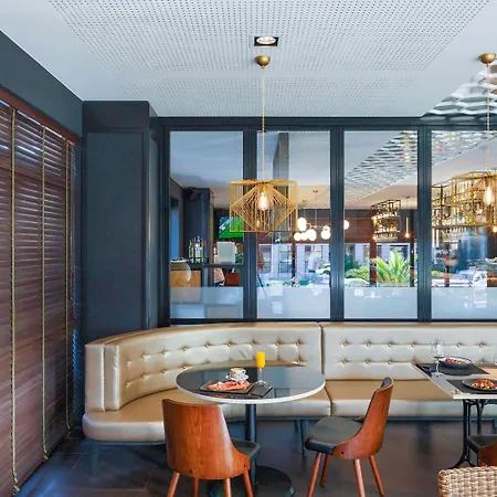 Ibis Styles 4* A Coruna
