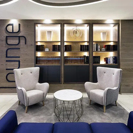 فندق Ibis Styles آكورونيا