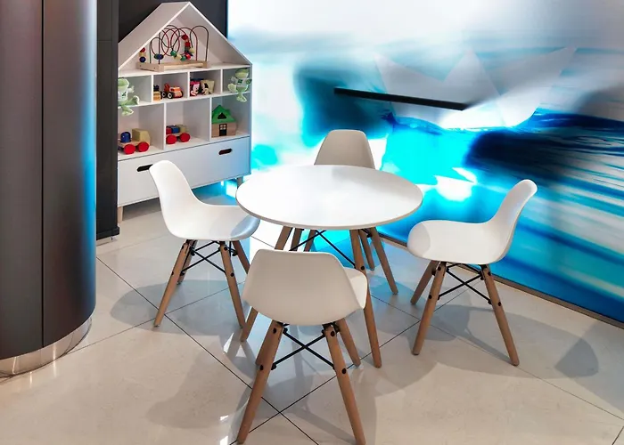 Ibis Styles 4*