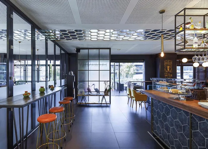 Ibis Styles Hotel 4*